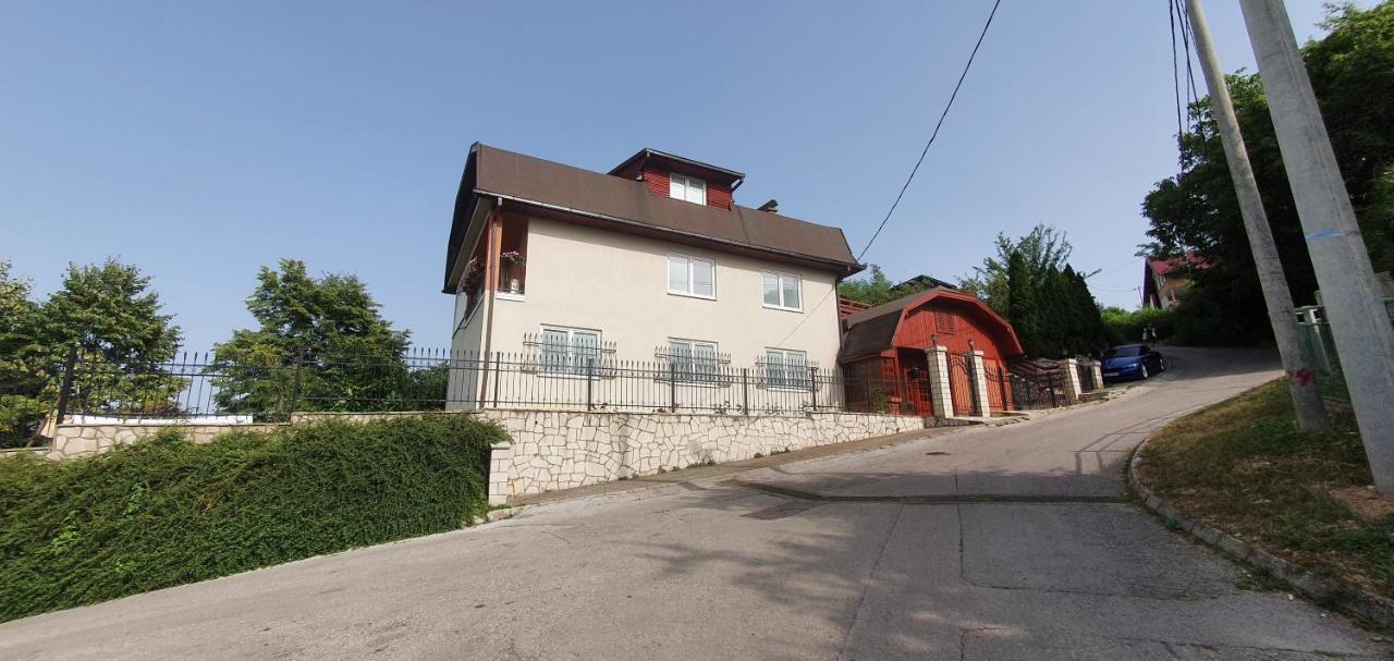 Mott Residence Τούζλα Εξωτερικό φωτογραφία