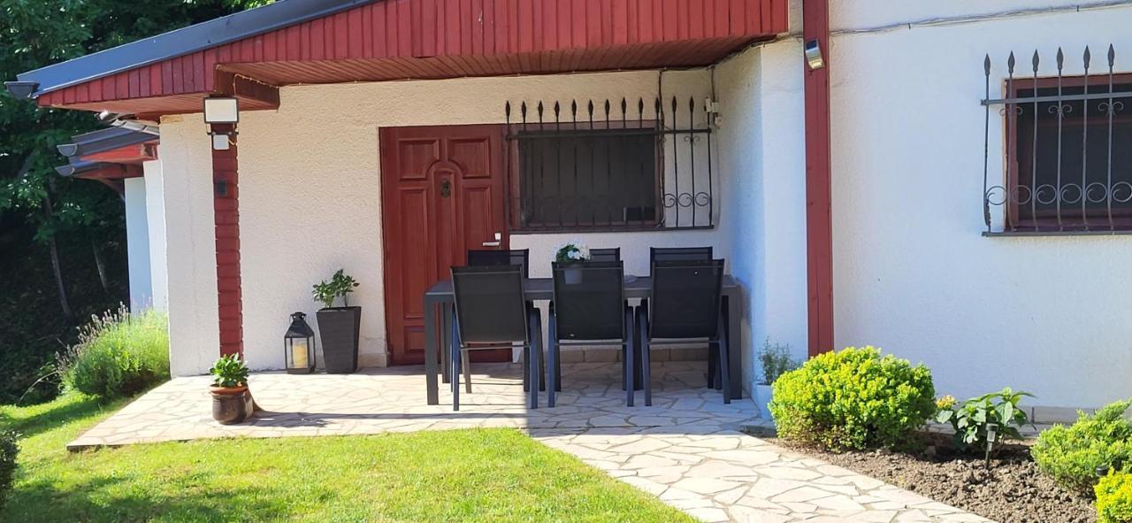 Mott Residence Τούζλα Εξωτερικό φωτογραφία